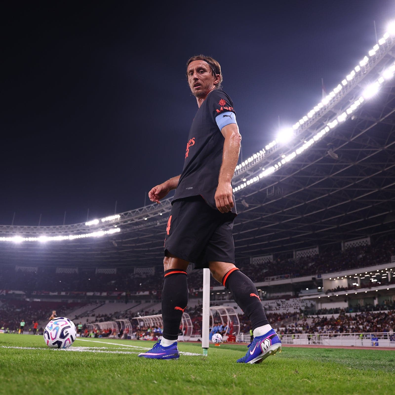 MANCHESTER UNITED v AC MILAN LIVE ON SKY SPORT AND DAZN